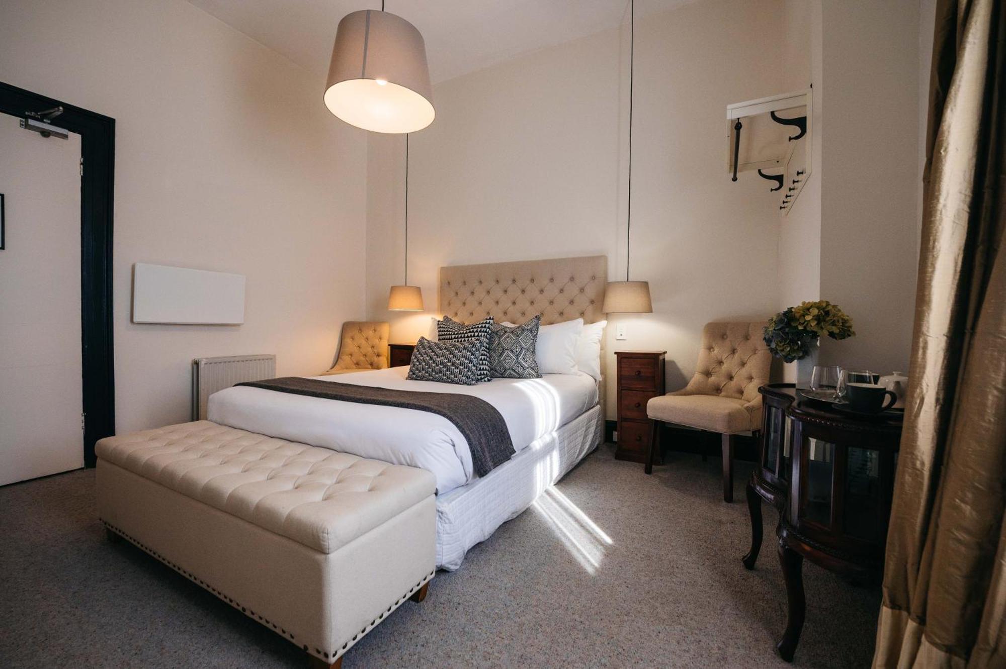 Hotel Etico At Mount Victoria Manor Екстериор снимка