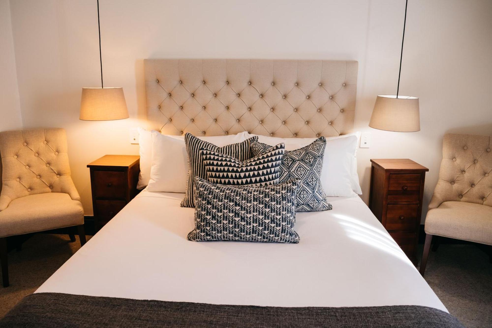 Hotel Etico At Mount Victoria Manor Екстериор снимка