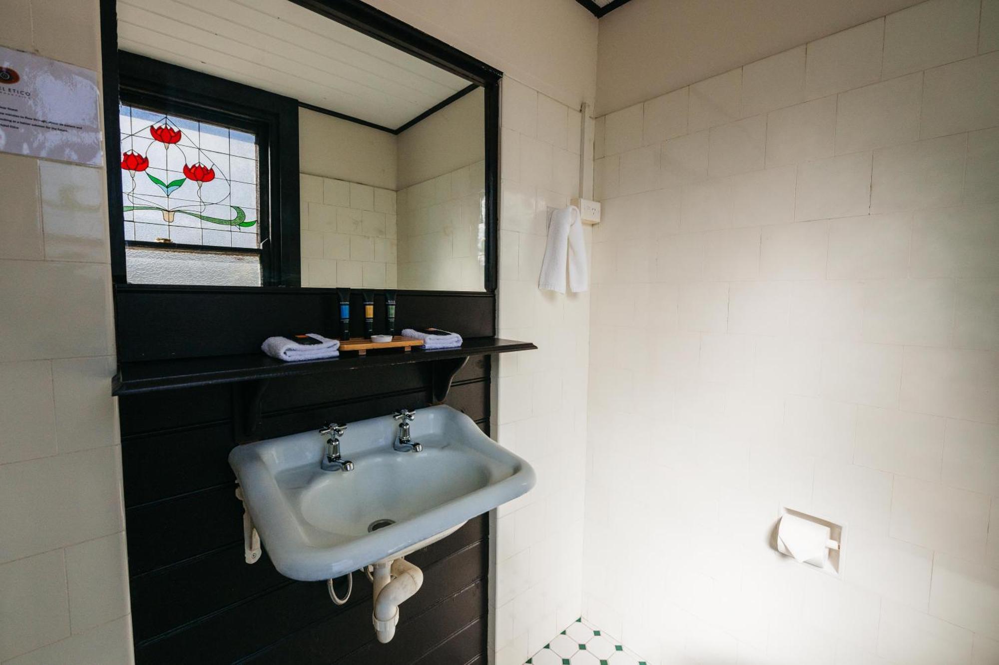 Hotel Etico At Mount Victoria Manor Екстериор снимка