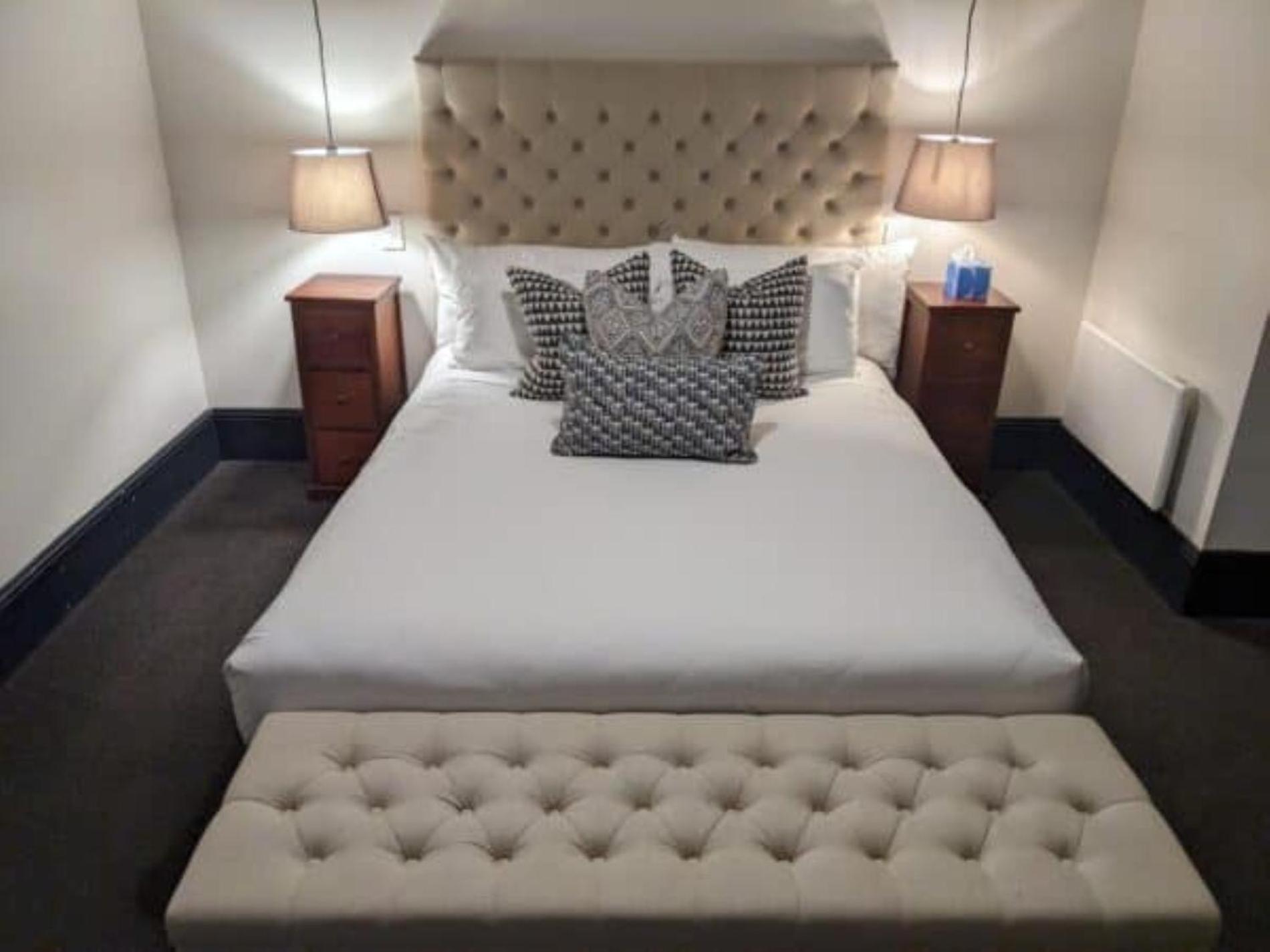 Hotel Etico At Mount Victoria Manor Екстериор снимка